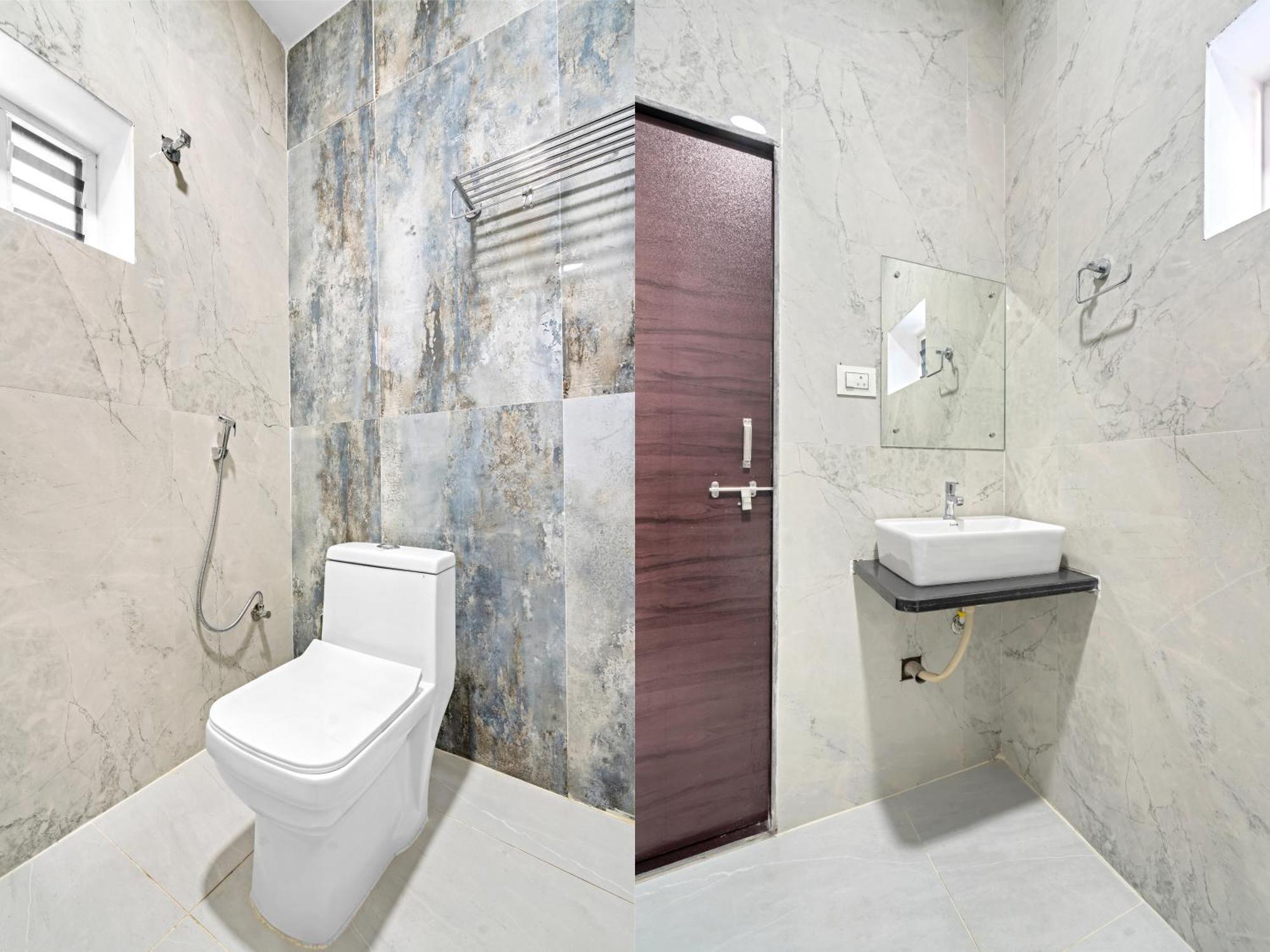 Khammam Hotel Sky Land מראה חיצוני תמונה