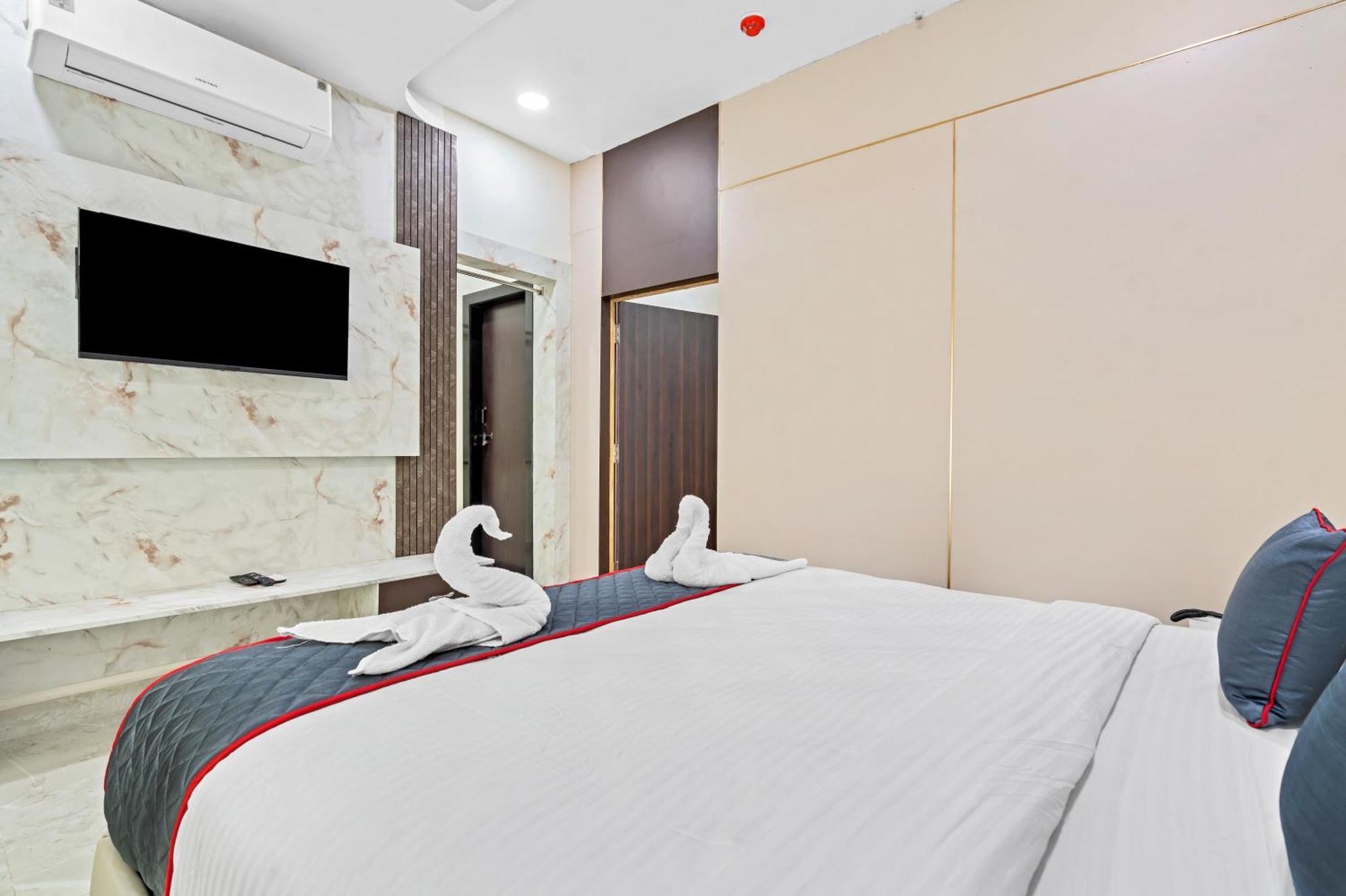 Khammam Hotel Sky Land מראה חיצוני תמונה
