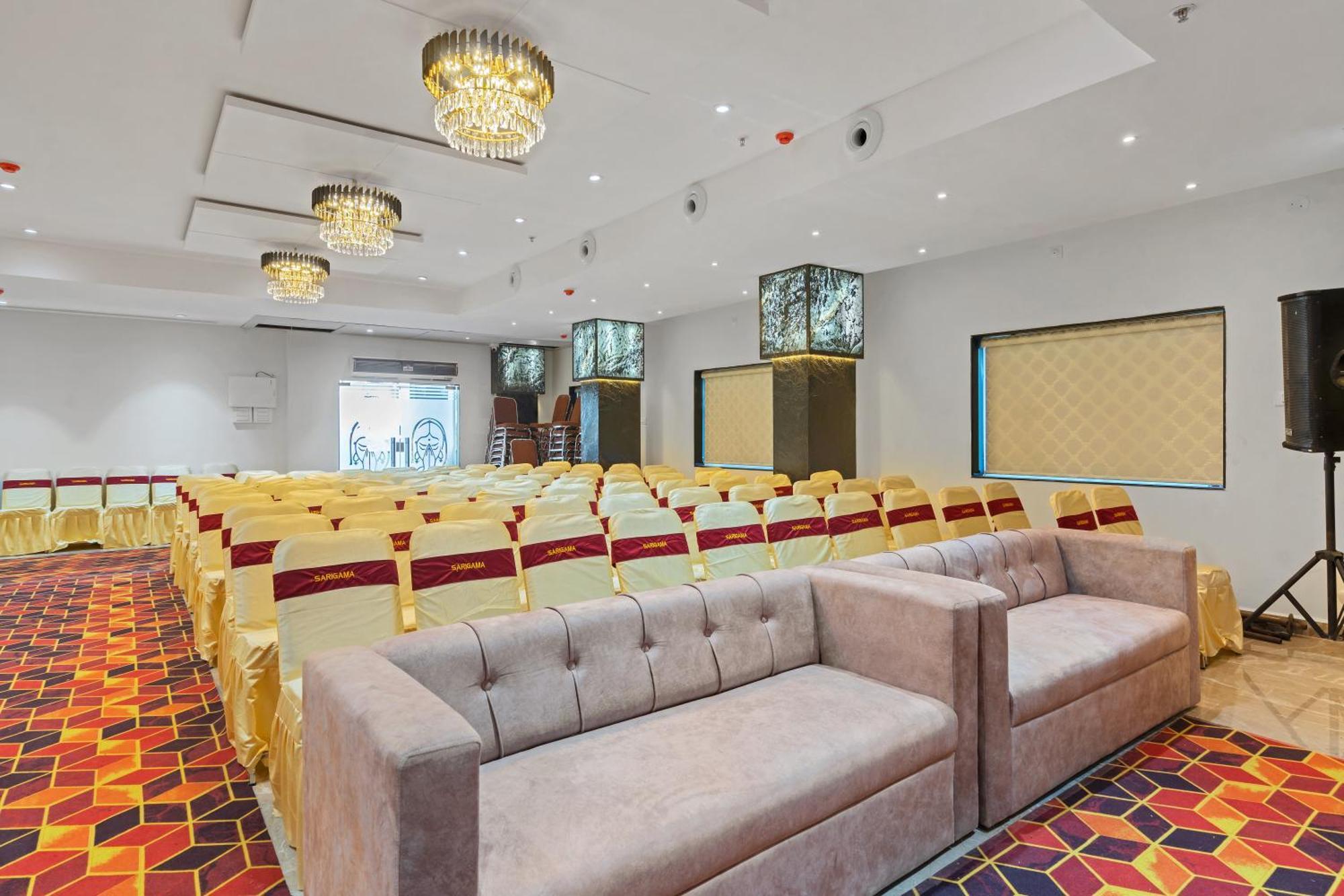 Khammam Hotel Sky Land מראה חיצוני תמונה