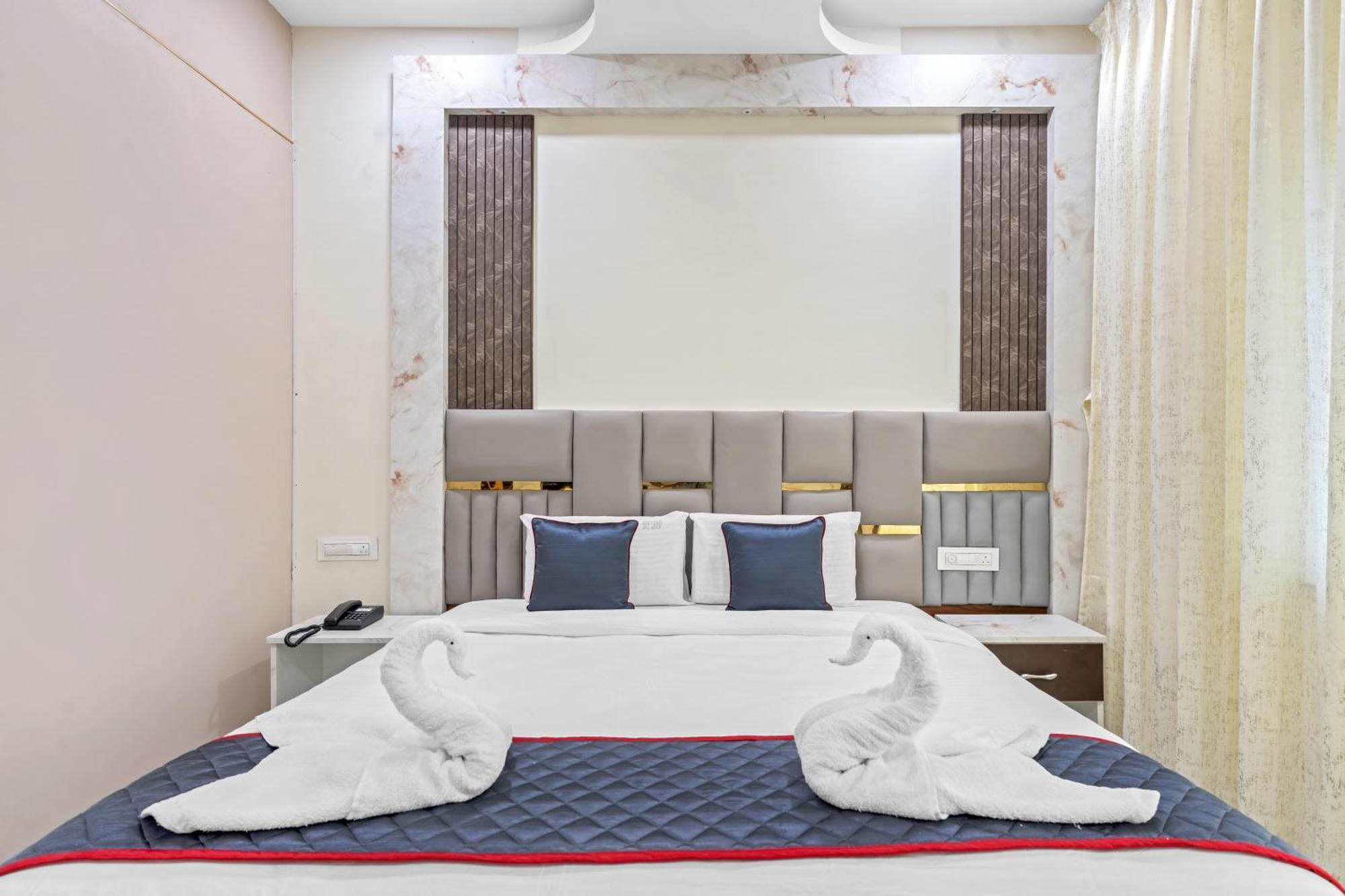 Khammam Hotel Sky Land מראה חיצוני תמונה